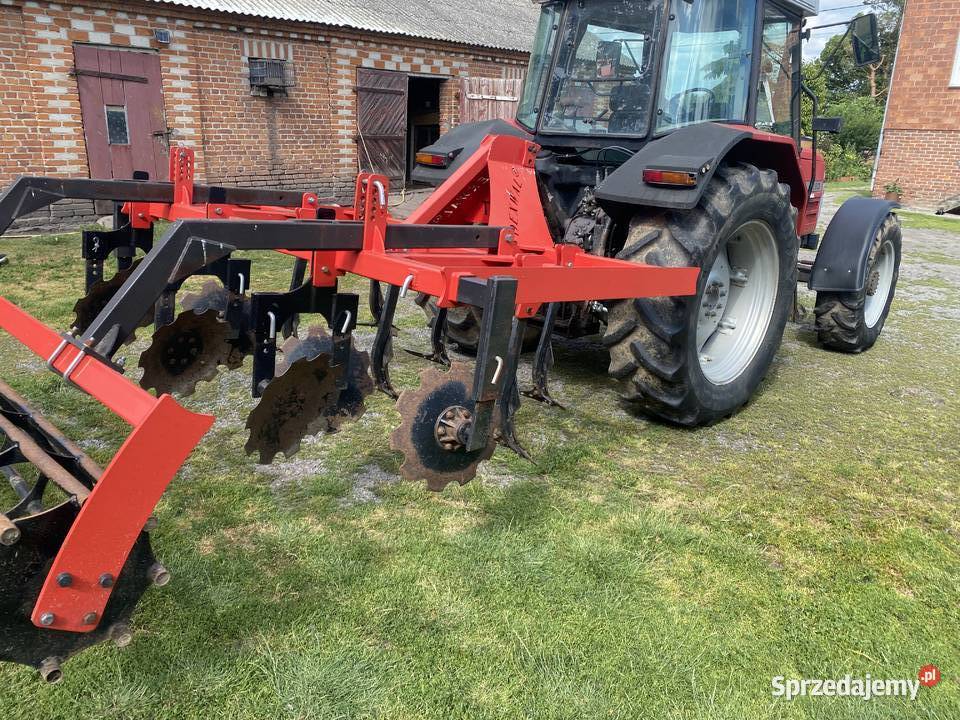 Agregat ścierniskowy plug 5 skibowy rozsiewacz nieuszkodzony Tyszowce