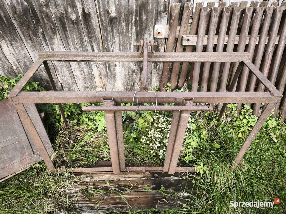 Przyczepka zawieszana do ciągnika typ SAM