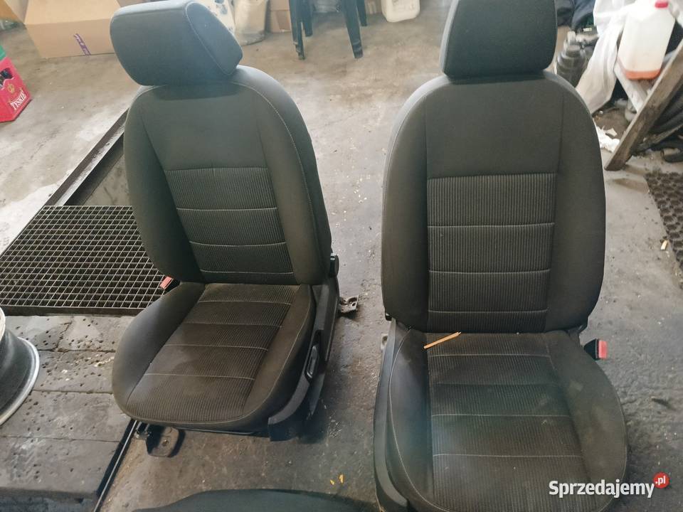 Komplet foteli przednich i tylnych ford focus Słomniki