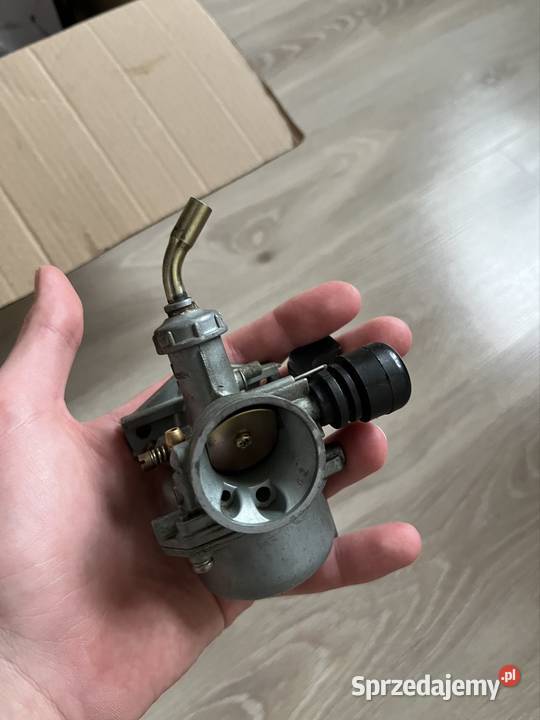 Cylinder tłok głowica gaźnik Cylindry, głowice, pierścienie Chruślin sprzedam