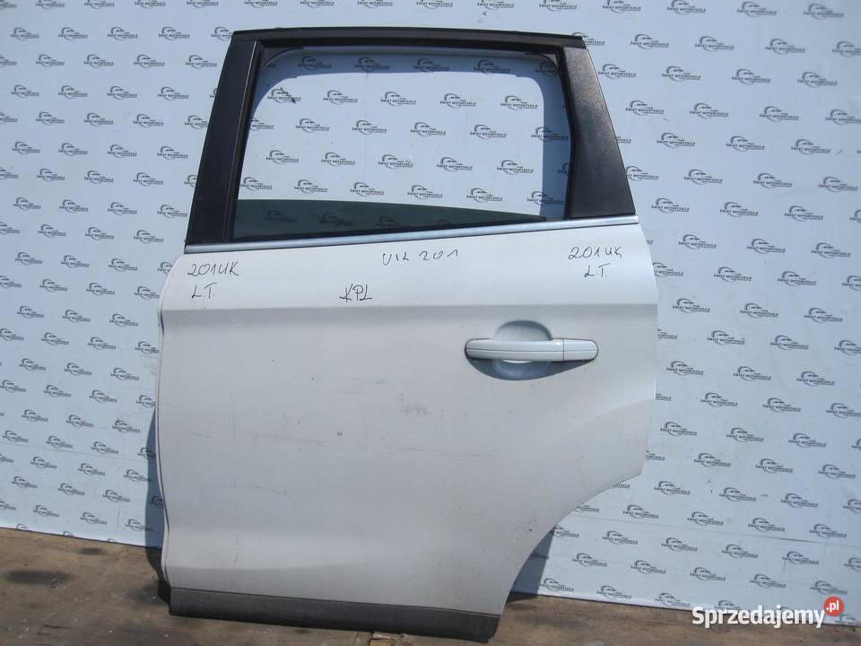 FORD KUGA MK1 I drzwi lewe tył Motoryzacja świętokrzyskie sprzedam