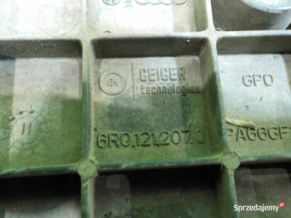 AUDI A1 8X 12 TFSI 11r 3D wentylator chlodnicy osobowe