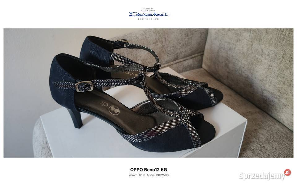 granatowe eleganckie skórzane buty damskie w Bielsko-Biała