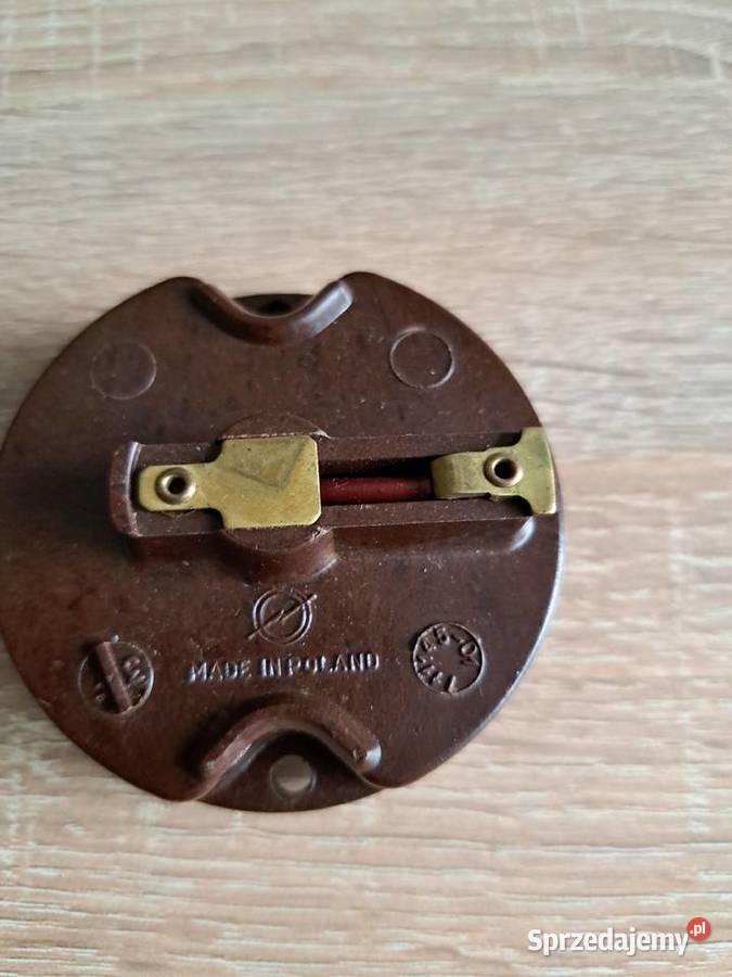 Stacyjka Fiat126p Warszawa syrena Żuk osobowe Leszno