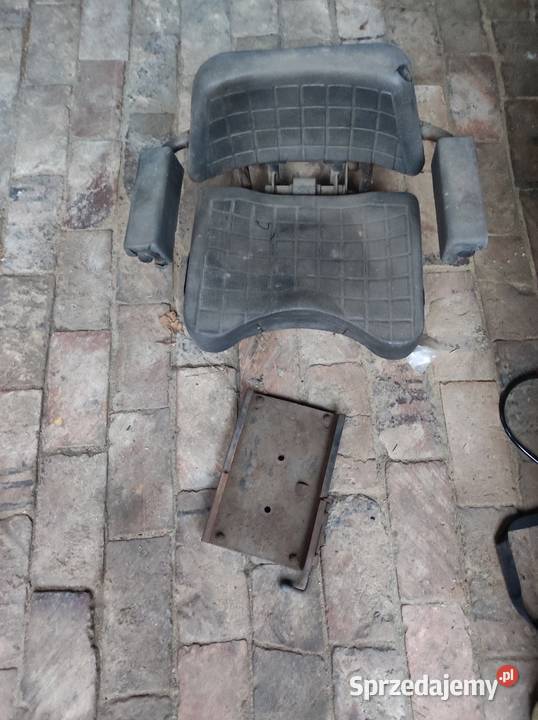 Siedzenie fotel do MTZ zetor ursusa 912 8111 Kabina i karoseria sprzedam