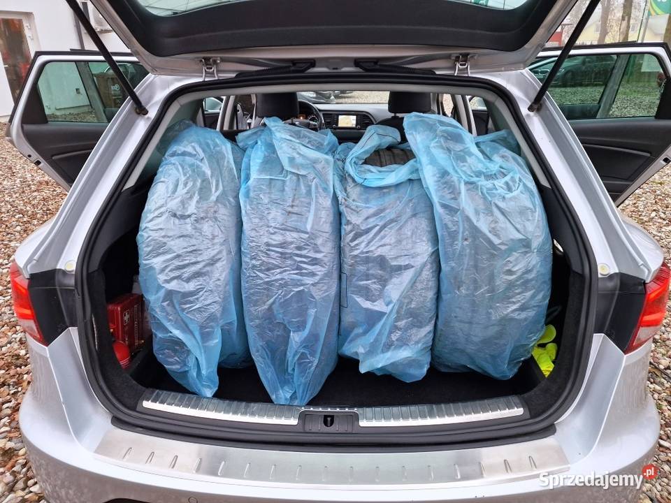 Seat Leon FR 20 Diesel Bogate Wyposażenie srebrny Białystok