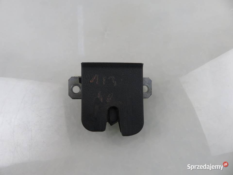 ZAMEK KLAPY VW POLO IV 9N 6Q6827505B