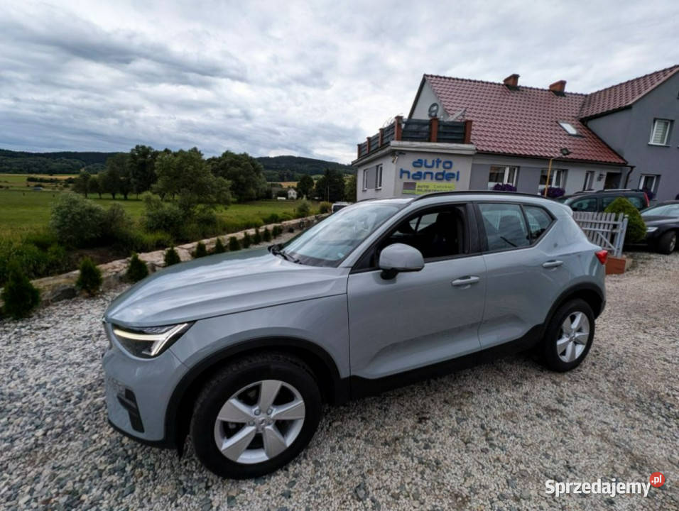 Volvo XC 40 xc40 T2 piekny szary kolor benzyna czujnik parkowania dolnośląskie Kamienna Góra