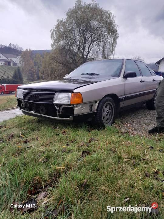 Audi 100 c3 części Stary Sącz sprzedam