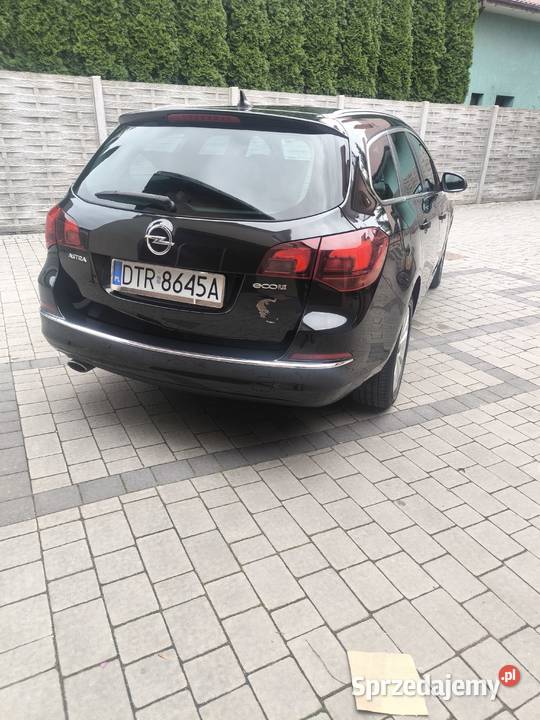 Opel Astra 20 CDTI 165 2014 Kombi Pełna światła przeciwmgielne Astra dolnośląskie Wrocław