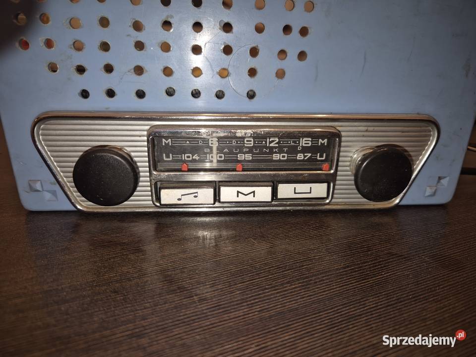 Stare zabytkowe radio samochodowe Blaupunkt