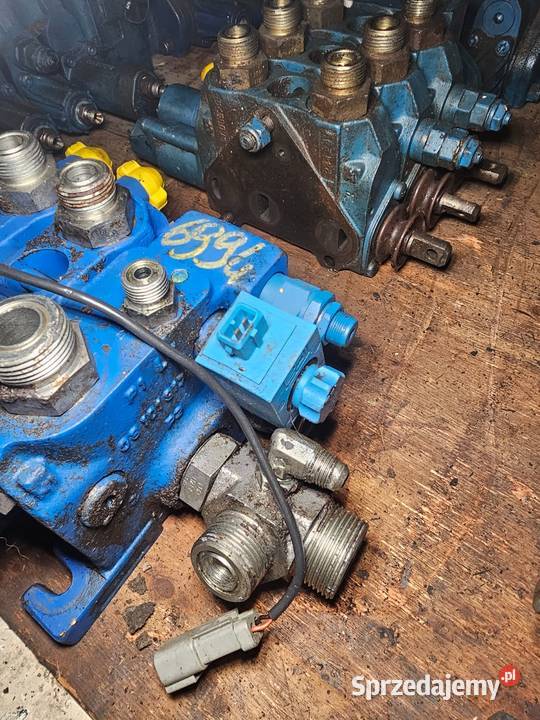 3sekcyjny rozdzielacz hydrauliczny JCB 3CX 4CX i Gdynia