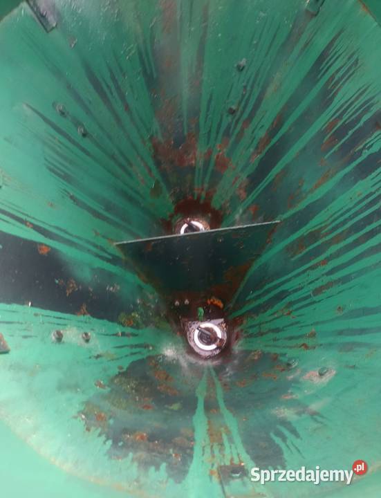 Rozsiewacz nawozów Amazone dwutalerzowy 350L Pisarzowa