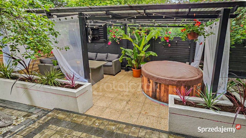 Do sprzedaży dom wolnostojący Stegna 268m2 Rok budowy 2016