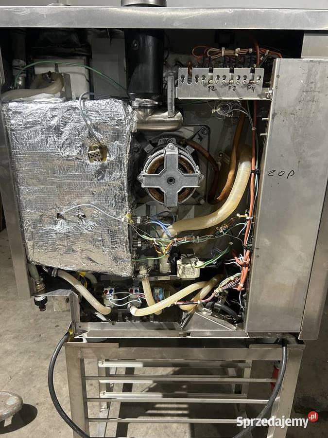 PIEC KONWEKCYJNO PAROWY ZE STATYWEM RATIONAL CD Krępsko