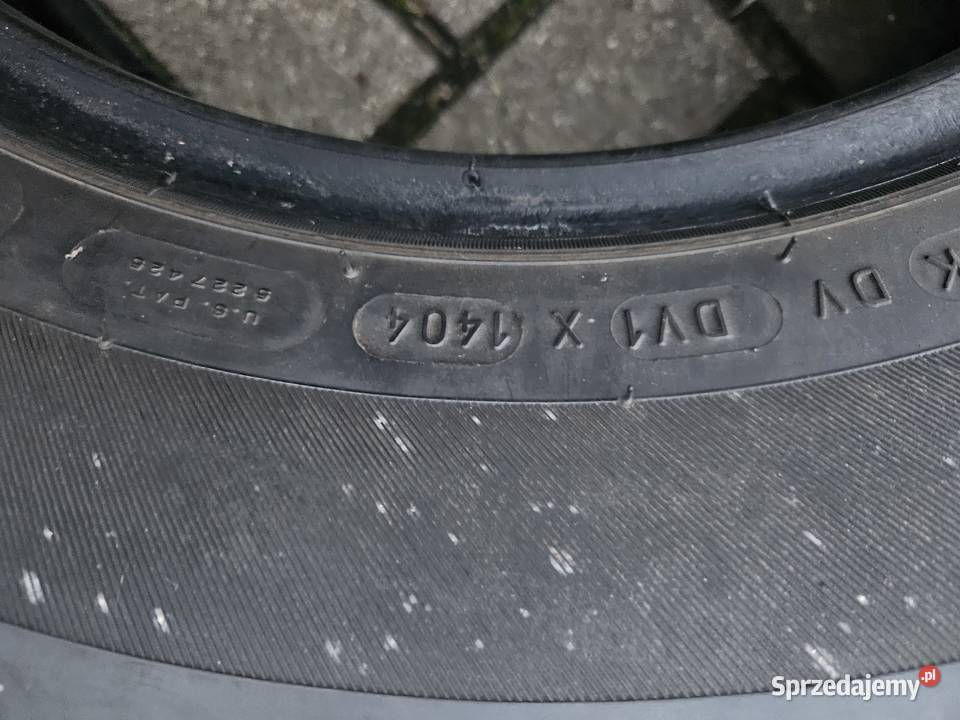 Michelin 4x4 Synchrone 225 75 15 Samochodowe Kleosin sprzedam