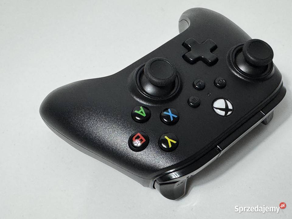 POWERA PAD PRZEWODOWY XBOX ONE XSX PC NANO Śrem sprzedam