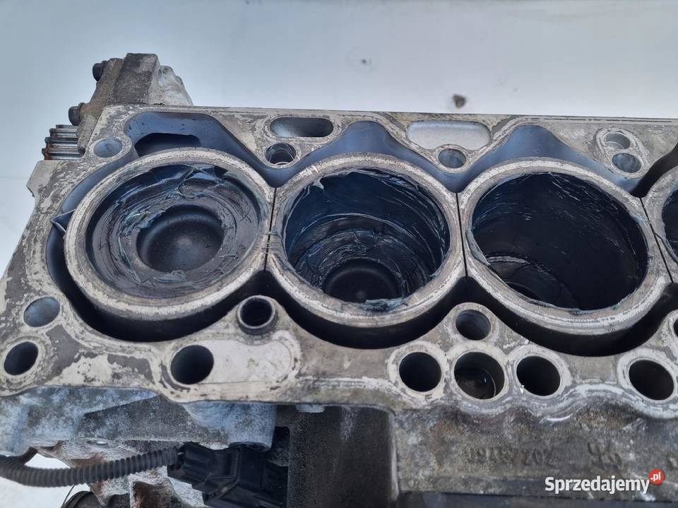 DÓŁ SILNIKA BLOK Volvo S60 II V60 S80 V70 III osobowe Silniki kompletne