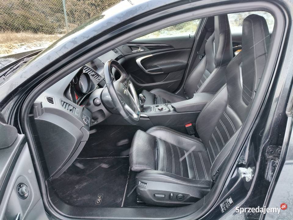 Opel Insignia OPC 4x4 28 V6 325 ze Szwajcarii