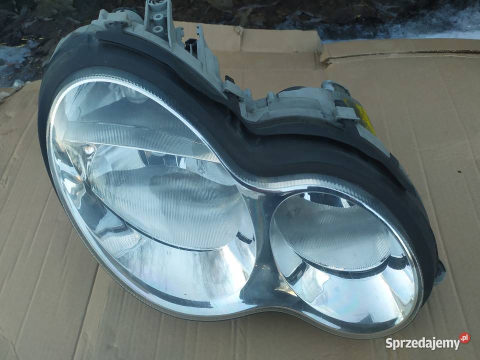 Mercedes cklasa w203 sedan kombi lampa lewa Motoryzacja Ksawerów
