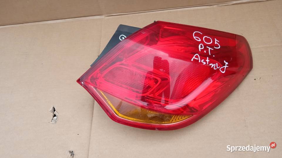 OPEL ASTRA J HB LAMPA TYŁ PRAWA Światła stop Zbierkowo