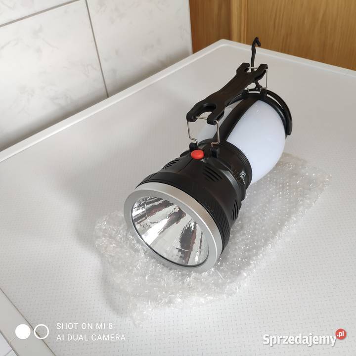 Lampa biwakowa ładowana solarnie z funkcją Sulejówek