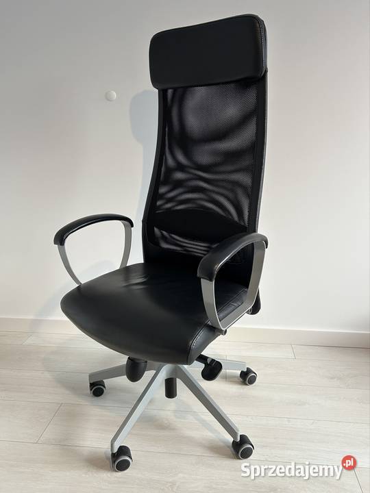 Krzesło biurowe obrotowe czarne Markus IKEA Bożenkowo