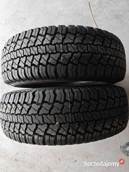 Opony Terenowe Continental 4x4 20570R15C Stan całoroczne Krzyżowa