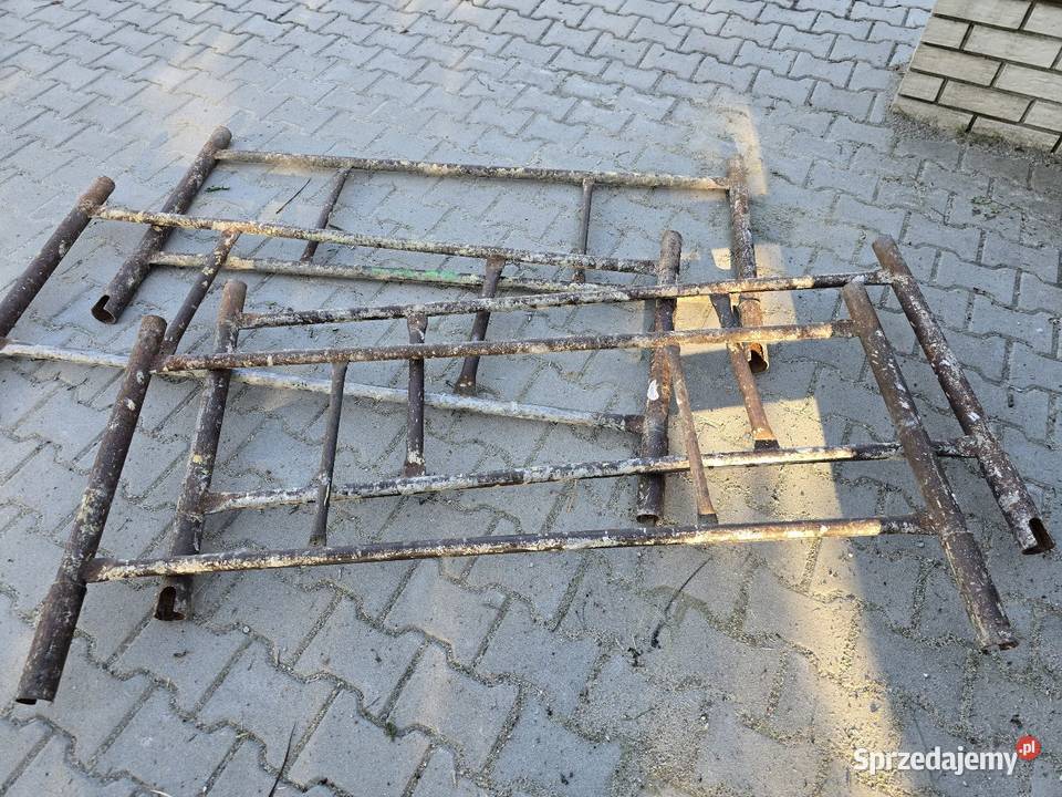 Rusztowanie warszawskie grube Rusztowania