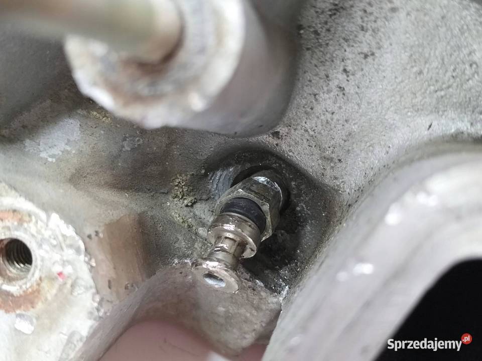 GŁOWICA KOMPLETNA 2246875 9 30 D M57 Bmw Seria 5 świętokrzyskie