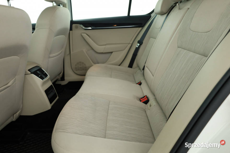 Skoda Octavia 14 TSI manualna Škoda Piaseczno