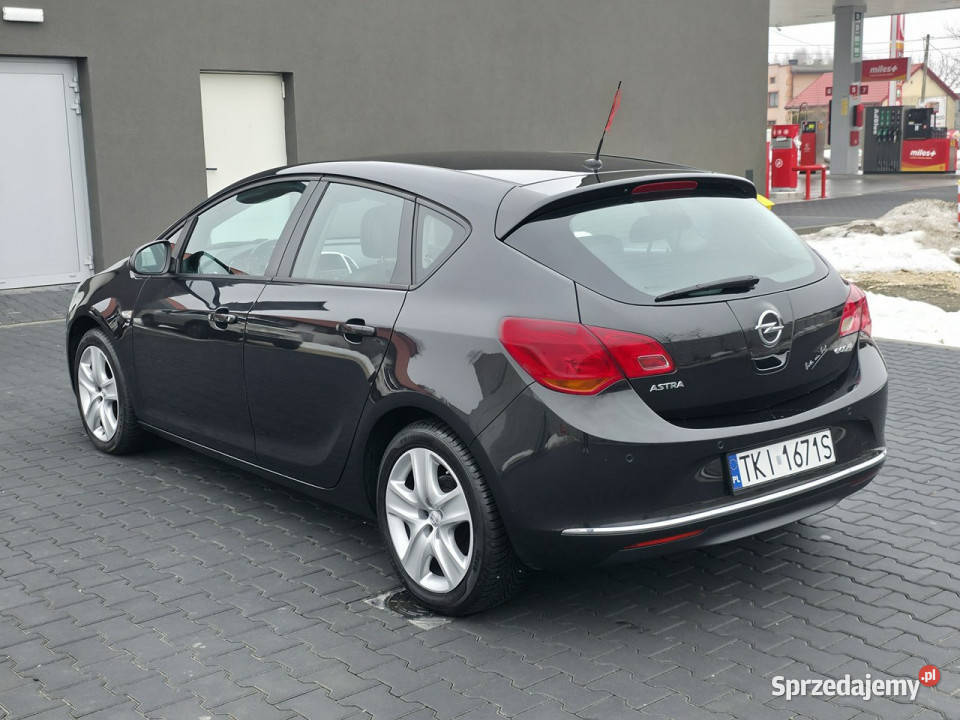 Opel Astra 14 Benzyna Serwisowany Gwarancja czujnik deszczu Piekoszów