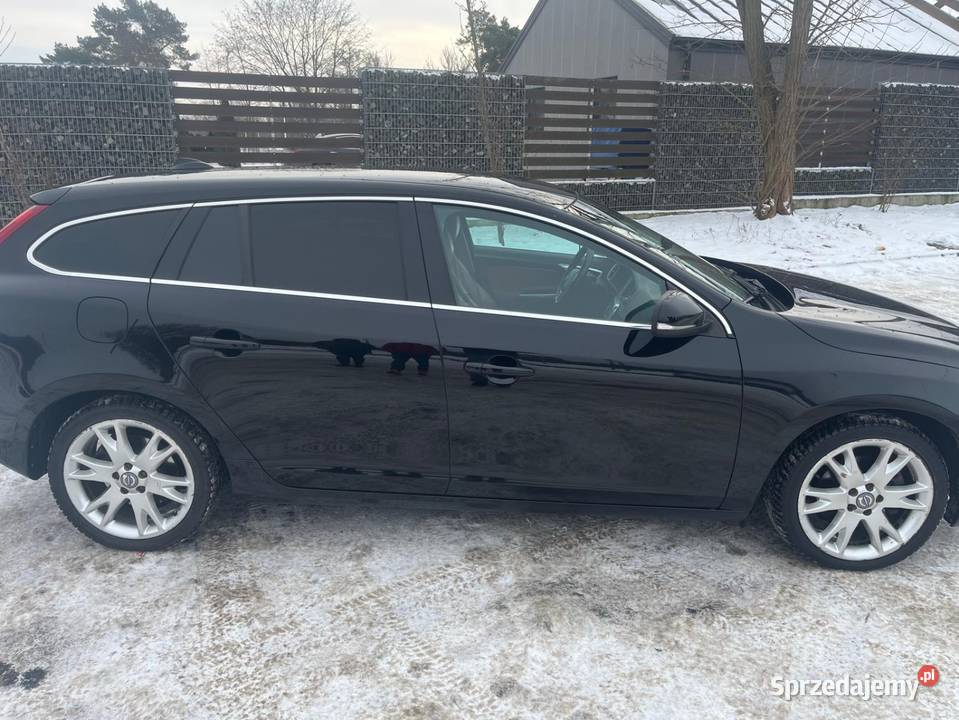 Volvo V60 Momentum światła LED V60 Tomaszów Mazowiecki