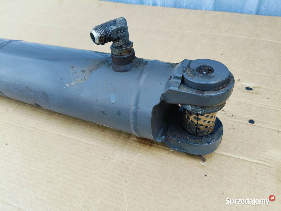 Claas Axion 840 CMatic 2013r 240 A09 Siłownik Stalewo sprzedam