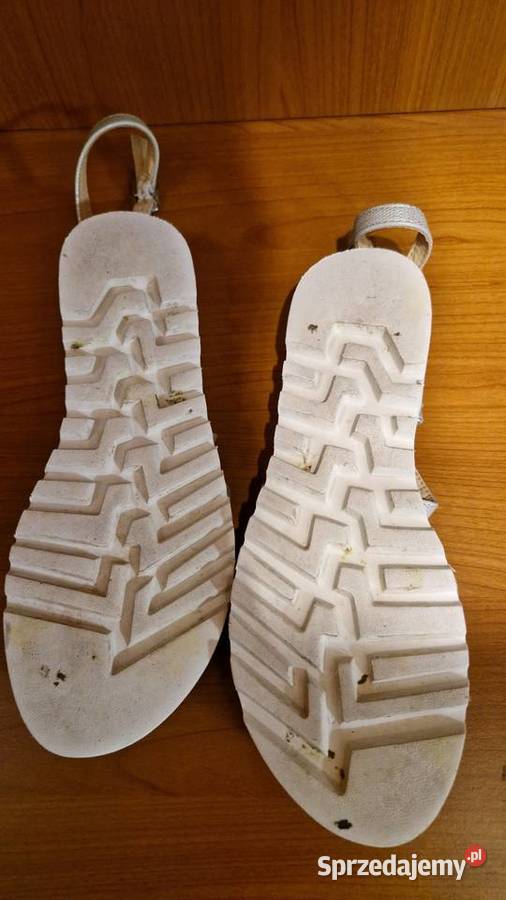 Sandały srebrny kolor 39 wizytowe stan buty lubelskie