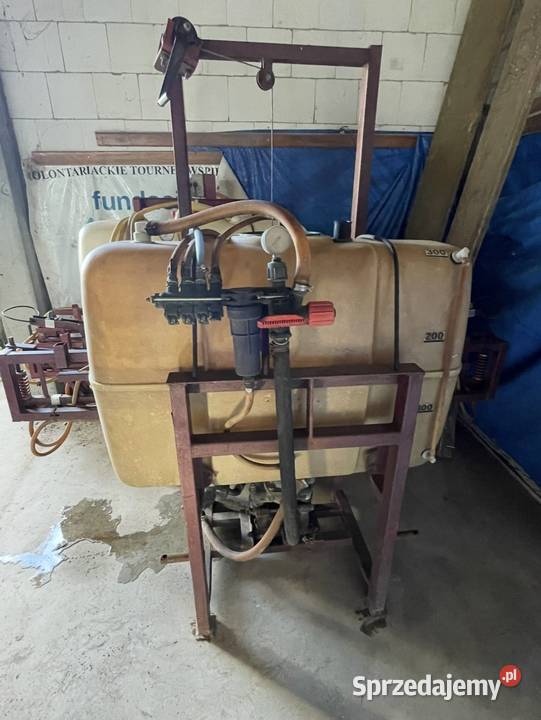 Opryskiwacz 300l Opryskiwacze lubelskie Stasin sprzedam