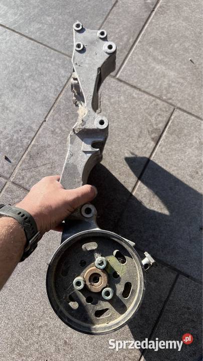 Podstawa alternatora łapa Hatchback podkarpackie Jaźwiny sprzedam