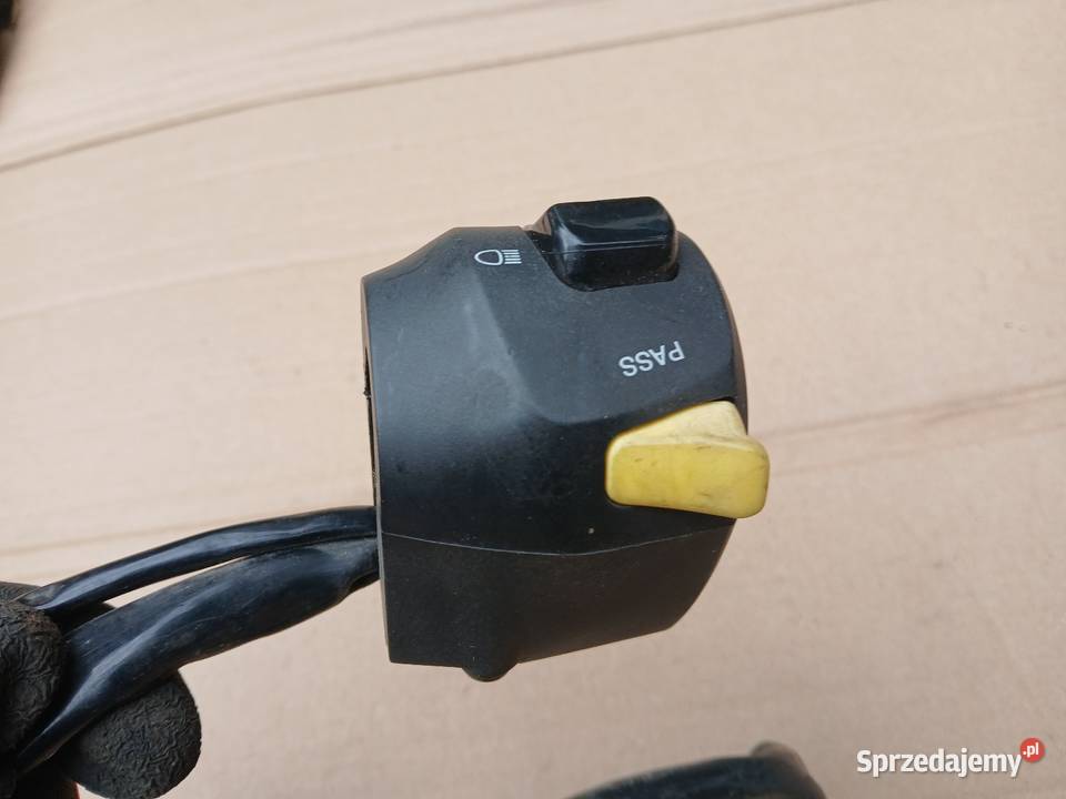 Przelacznik Lewy Sym Gts 125 Pozostałe Skwierzyna