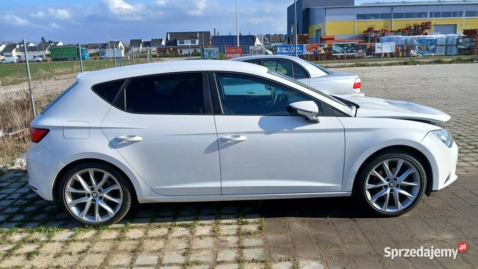 Seat Leon 16 tdi 2013 uszkodzony 1600cm3 wielkopolskie