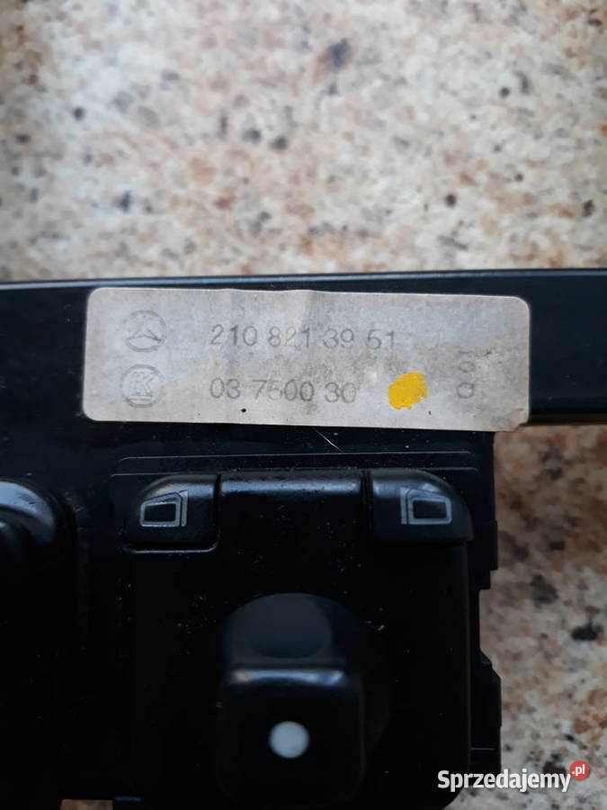 Konsola środkowa Mercedes W210 Katowice