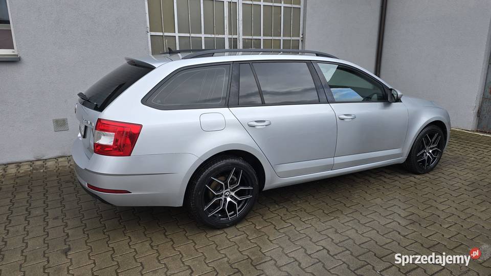 Skoda Octavia 16 TDI Ambition DSG 32400 PLN automatyczna Nowy Świętów