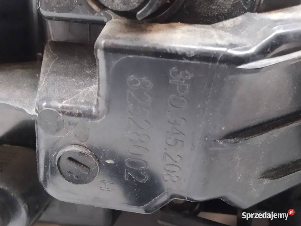 LAMPA TYŁ PRAWA EU SEDAN HB 3P0945208 Skoda świętokrzyskie