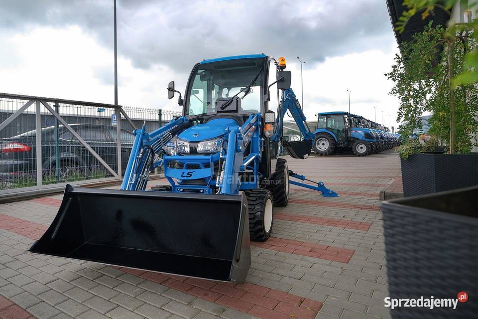 LS Tractor MT125 4x4 247 IND CAB koparka LB1107 Tajęcina