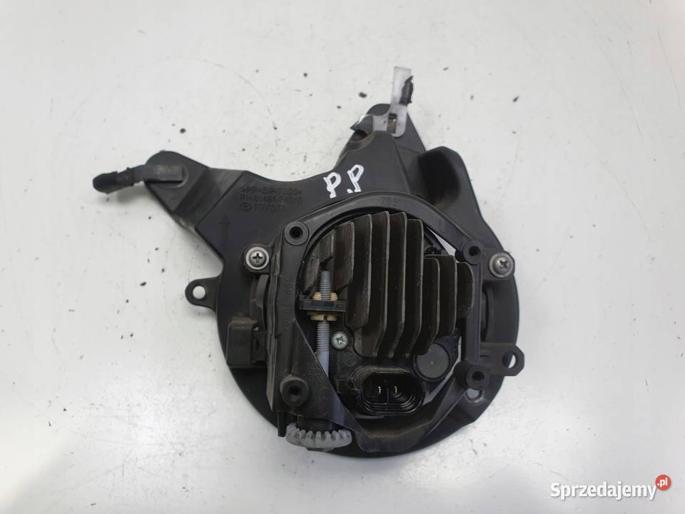 Toyota CHR CHR PRAWY HALOGEN PRZECIWMGIELNY