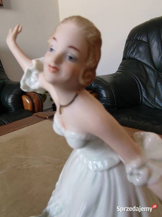 Figurka porcelanowa tancerka Wallendorf Porcelana i szkło Janów Lubelski
