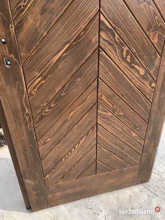 DRZWI DREWNIANE ZEWNĘTRZNE OCIEPLANE ŚWIERKOWE kujawsko-pomorskie Brodnica
