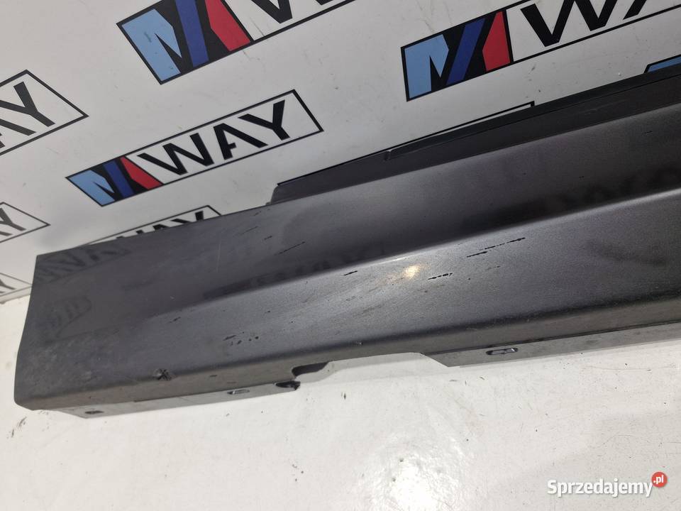 BMW E87 LISTWA NAKŁADKA PROGOWA LEWA A227