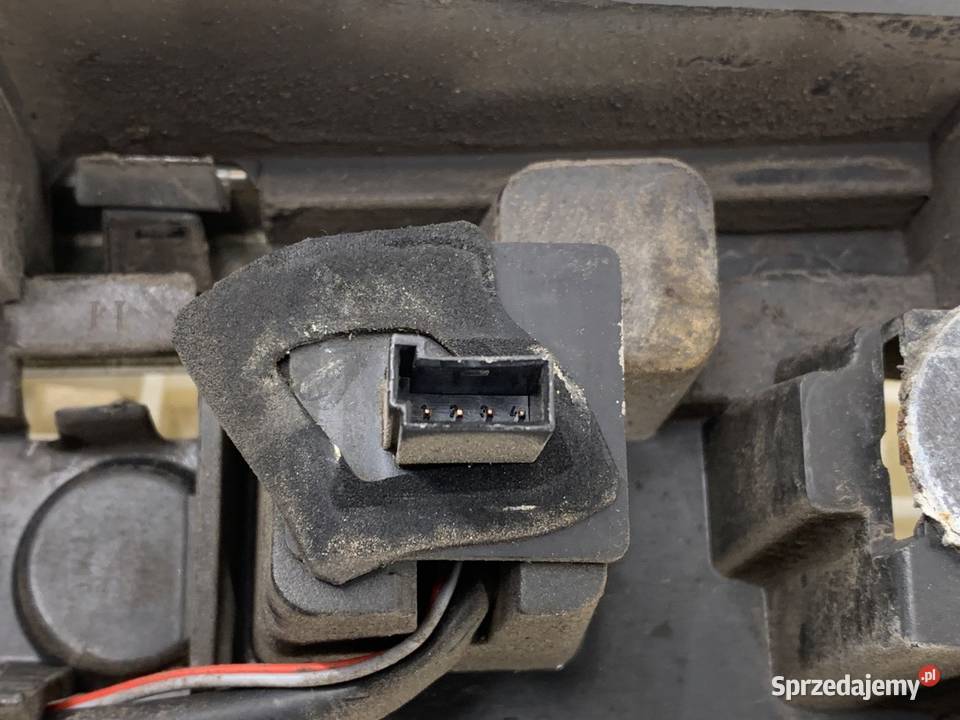 LISTWA KLAPY TYŁ CHROM OPEL MERIVA B Minivan