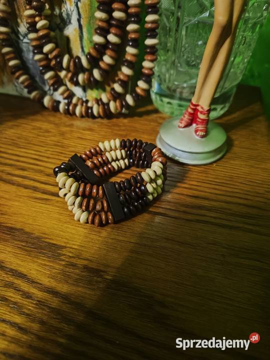 3częściowy zestaw drewnianej biżuterii w stylu