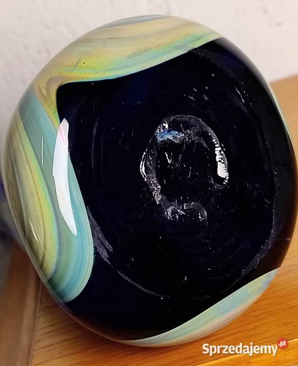 Pogięty wazonik Porcelana i szkło opolskie Radłów